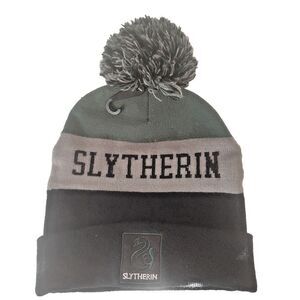 Wizarding World of Harry Potter Beanie Pom Hat Slytherin Universal Studios